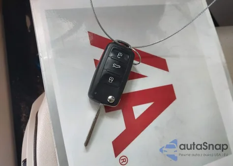 2016 Volkswagen Passat 1.8T Se z USA, uszkodzony, nr VIN 1VWBS7A33GC048666